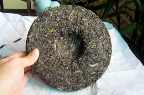 普洱茶饼价格30年，陈年茶饼价格表