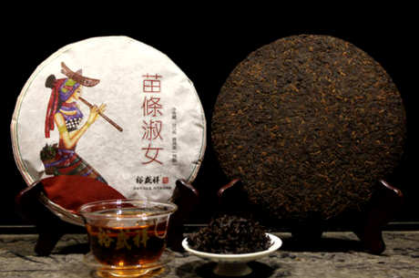 2012年普洱茶饼价格盘点12年生茶饼熟茶饼价格