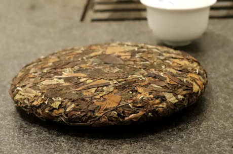 白茶是红茶还是绿茶？白茶是白茶
