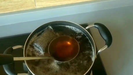 如何煮内蒙古奶茶？