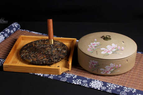 20年普洱茶饼价格表，盘点陈年普洱茶饼价格表