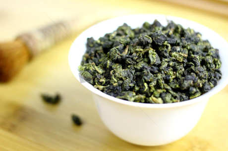 避免茶道禁忌，避免茶具不洁，茶水过满