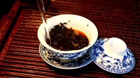能煮着喝普洱茶吗？