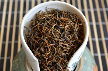 冬天红茶和什么搭配？牛奶是红茶的首选