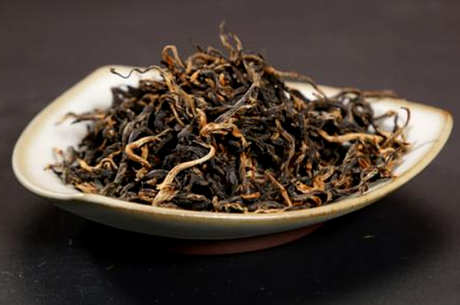 红茶最常见的四种搭配饮料，柠檬牛奶蜂蜜桂花更经典
