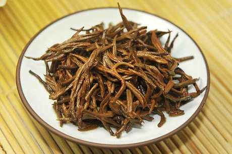 红茶可以用100度开水泡吗？100度°会使红茶苦