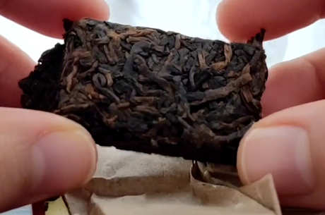 普洱茶生茶好还是熟茶好？