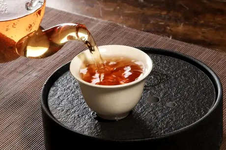 一次泡多少克老白茶？