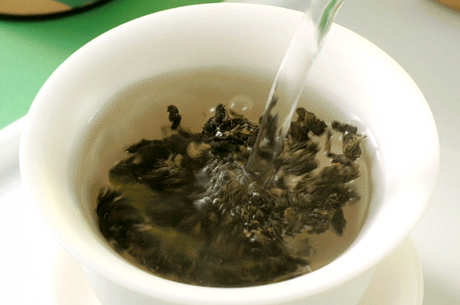 铁观音用多少度水泡茶？