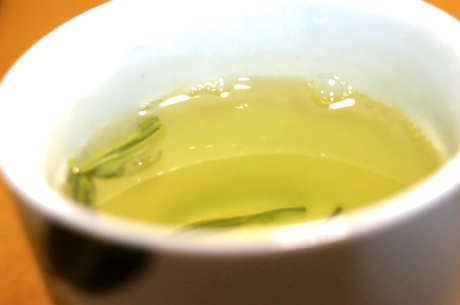 如何泡绿茶最好？