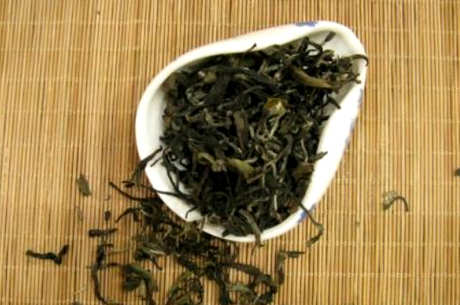 十大白茶品牌排名前十，品尝香天鼎银龙排名前三