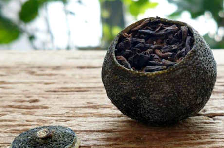 一个小青柑可以喝三天，一个小青柑最多可以泡3天