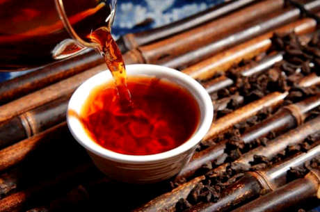 女人喝金骏眉好还是普洱茶好，女人喝普洱茶好