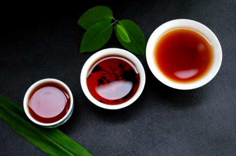 女人喝金骏眉好还是普洱茶好，女人喝普洱茶好