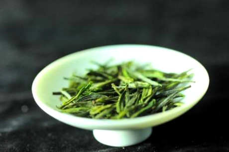什么是压扁绿茶？压扁绿茶是扁平绿茶