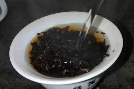 如何泡大红袍饼茶？