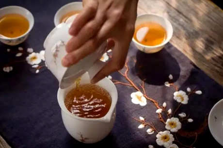 为什么85度水泡红茶？