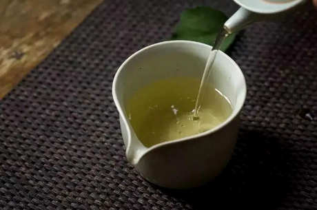 黄茶的冲泡温度是多少？