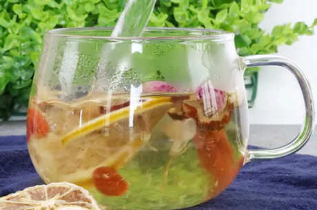 枸杞和茶可以一起泡水吗？