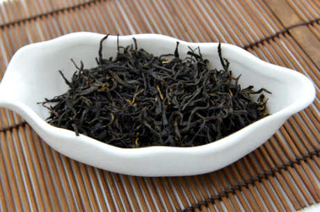 金骏眉洗茶时间和水温，金骏眉洗茶用冷水还是热水？