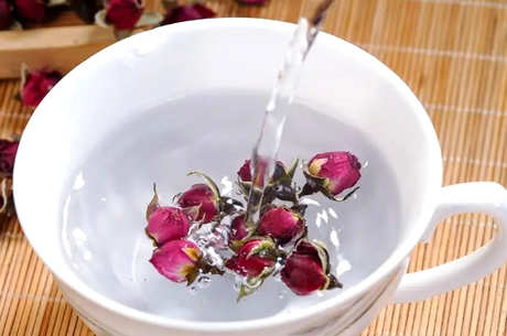 制作玫瑰茶的方法