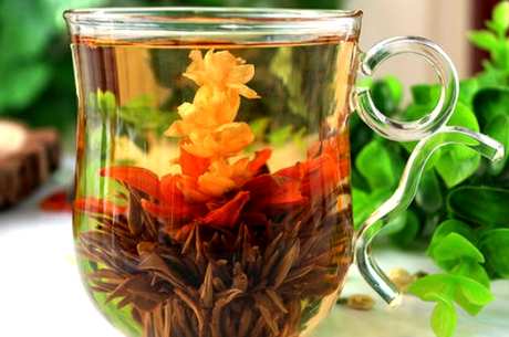 芙蓉花茶和什么一起泡，芙蓉花能长时间泡水喝吗？