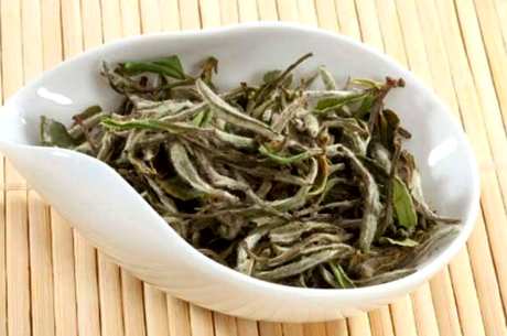 白茶的最佳储存方法是密封袋木炭生石灰