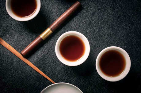 三十元一饼的普洱茶能喝吗？