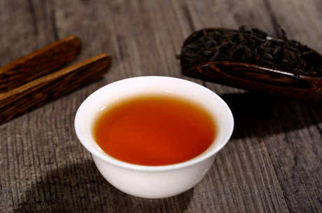 冬天喝什么茶比较好？红茶能暖胃/普洱茶能促进消化