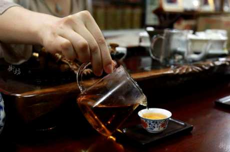 泡茶时为什么要温茶具？泡茶时为什么要先温杯？