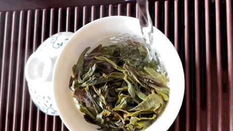 普洱茶收藏生茶还是熟茶