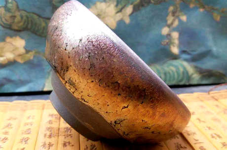 金油滴建盏适合喝茶吗？金油滴建盏的收藏价值