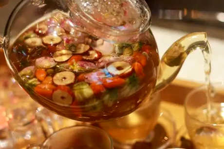 枸杞泡茶配什么好？