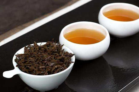 喝普洱茶一个月瘦10斤。生普洱怎么喝才能减肥？