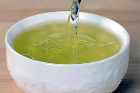怎样泡竹叶青茶？