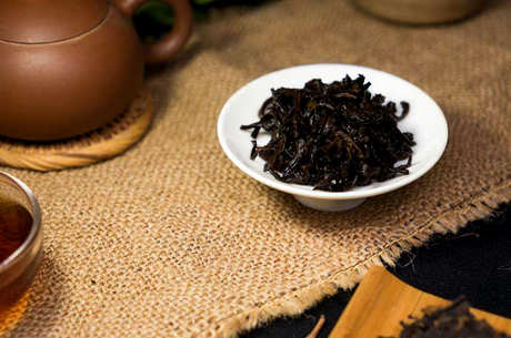 普通家庭如何储存普洱茶？普洱茶可以存放在客厅吗？