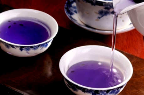 怎样泡水喝黑枸杞？